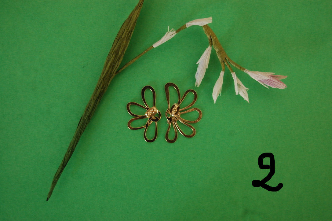 Boucles d'oreille JE T'AIME UN PEU BEAUCOUP - marguerites