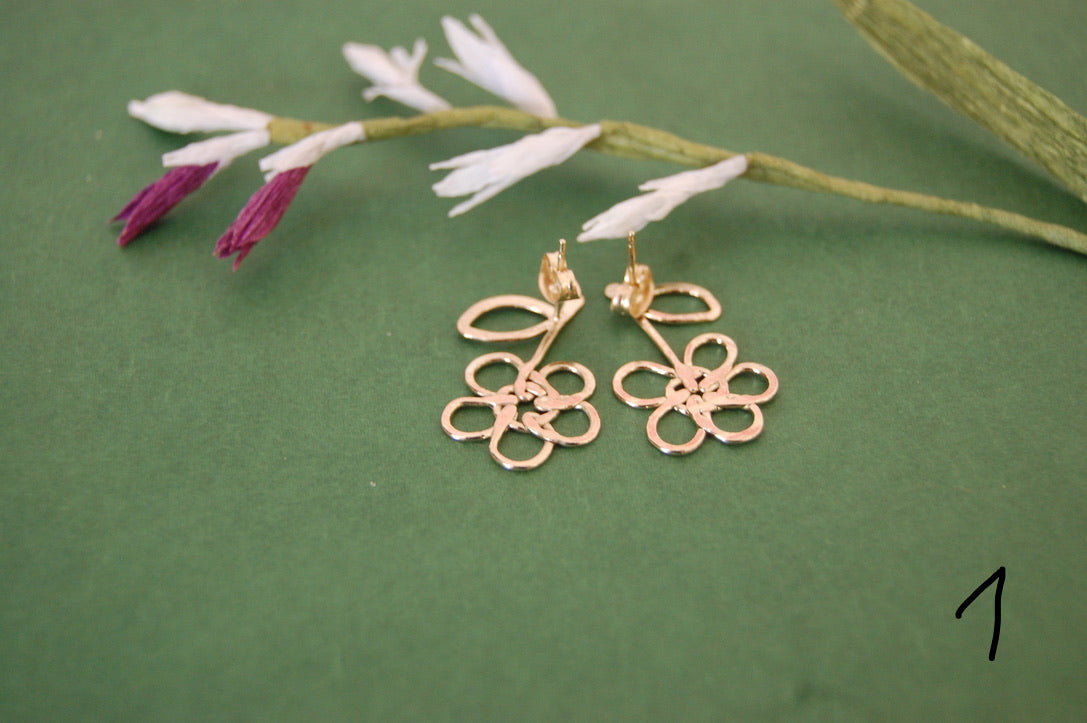 Boucles d'oreille JE T'AIME UN PEU BEAUCOUP - fleurs d'enfants