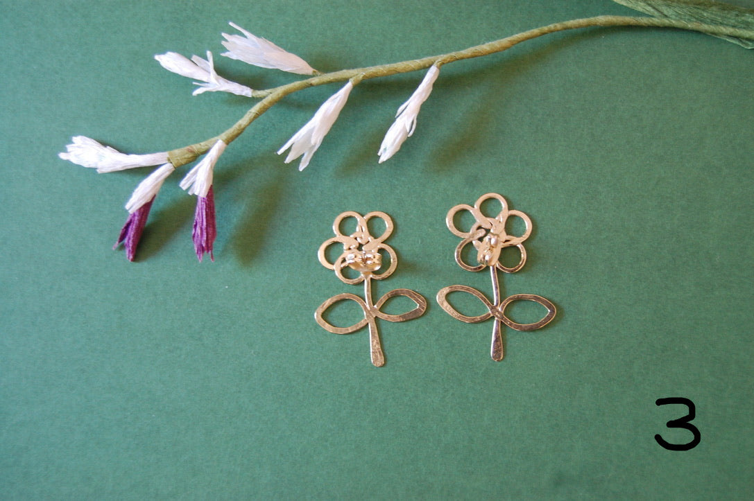 Boucles d'oreille JE T'AIME UN PEU BEAUCOUP - fleurs d'enfants
