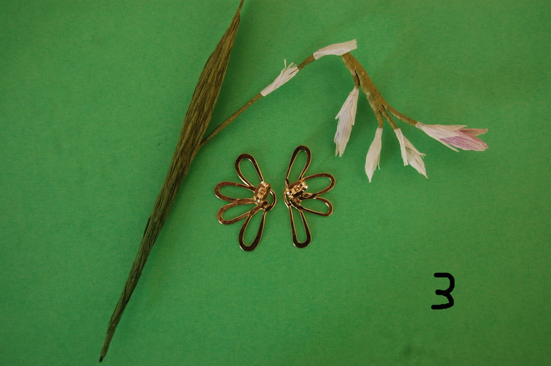 Boucles d'oreille JE T'AIME UN PEU BEAUCOUP - marguerites