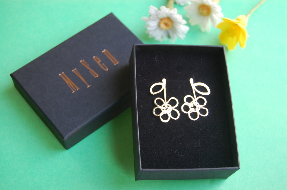 Boucles d'oreille JE T'AIME UN PEU BEAUCOUP - fleurs d'enfants
